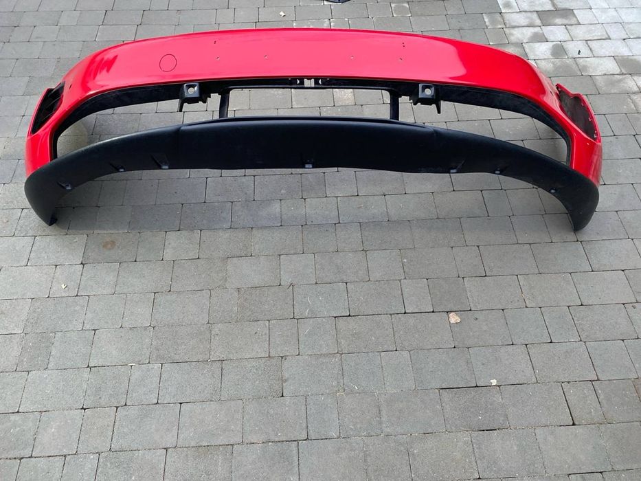 Porsche taycan gts  бампер передній