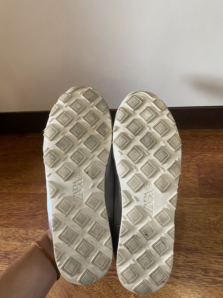 Кросовки zara.