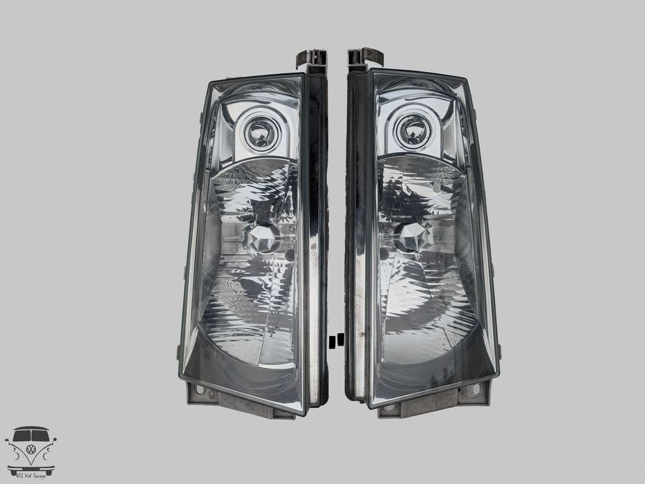 Фары оптика передняя  Шкода Октавия Тур \ Skoda