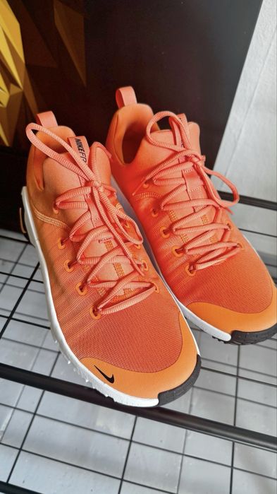 Кросівки Nike Free Metcon 6 FJ7127-800 оригінал 44 (28 см)