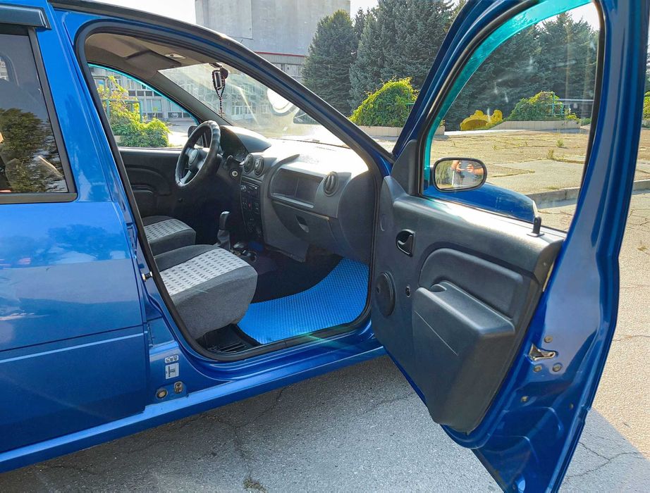 Авто в ідеальному стані! Dacia Logan 1.4, повністю обслужена.