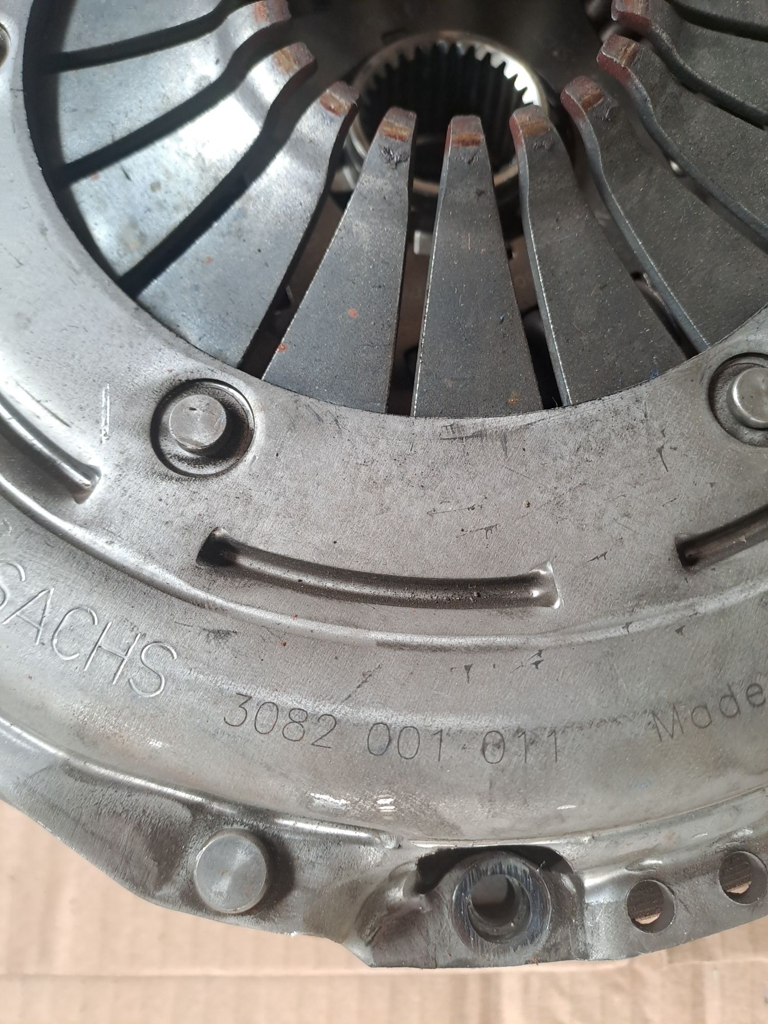Sprzęgło Audi A4b8