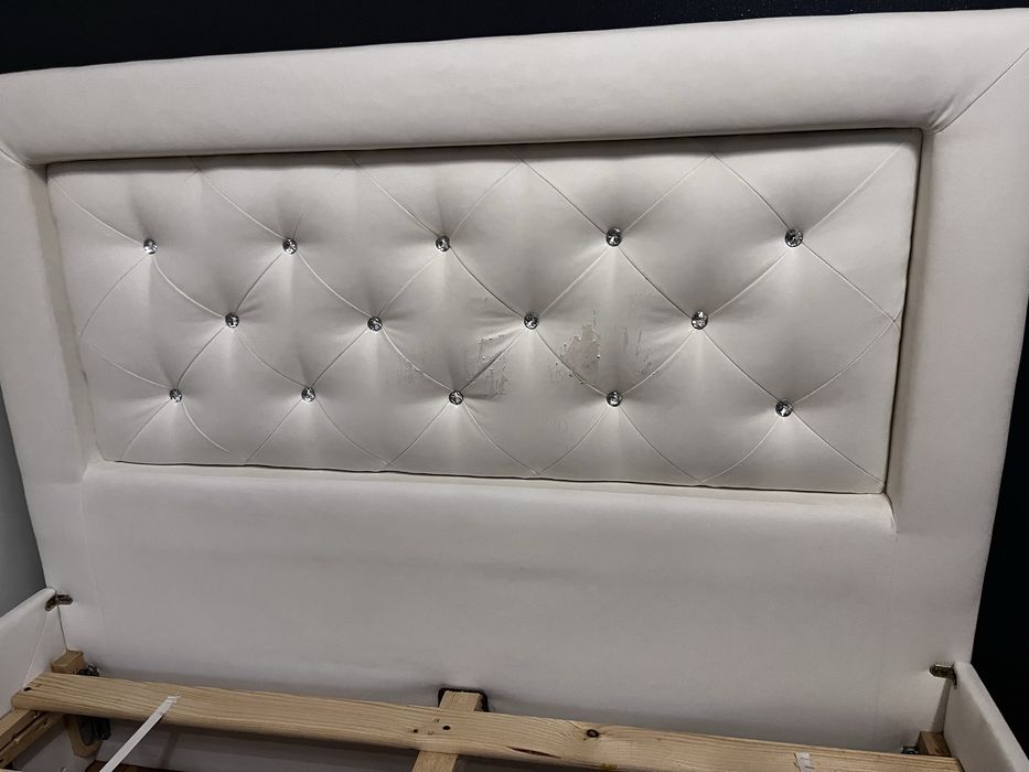 Łóżko z materacem 120x200