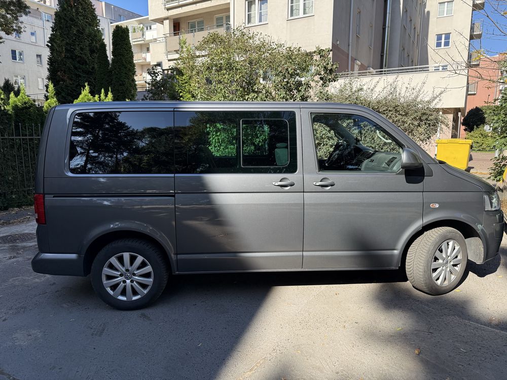 Volkswagen Transporter T5 Caravelle
