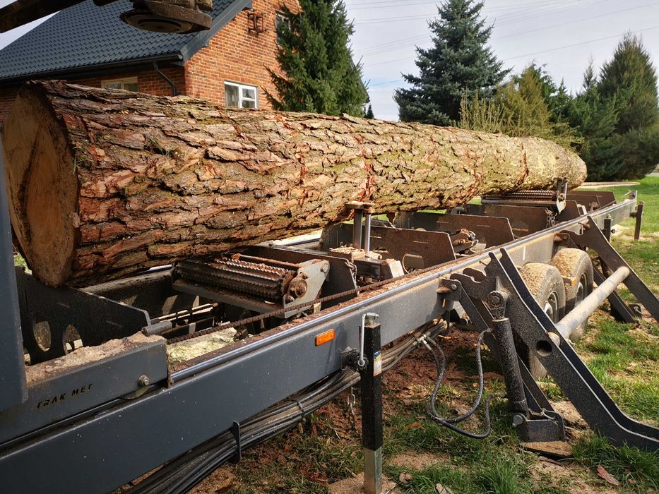 Przecieranie drewna, drzewa, tartak mobilny, tartak objazdowy