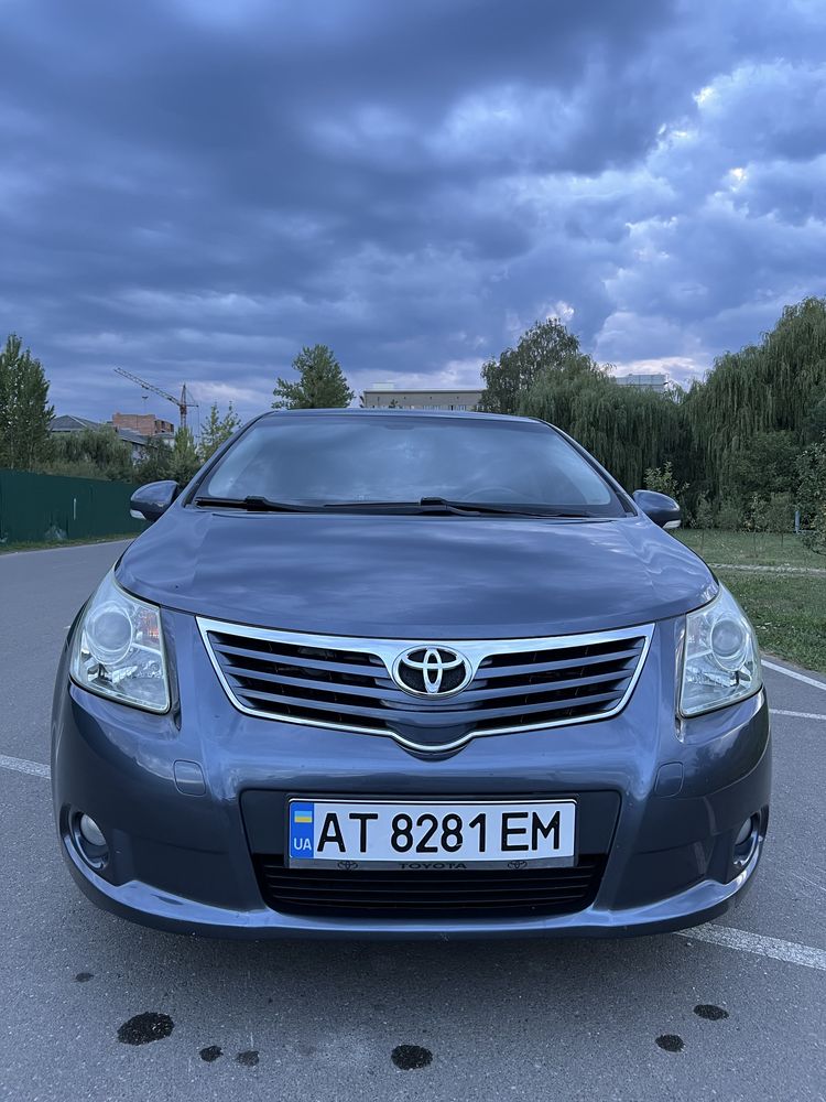 Toyota Avensis T27  2.0 дизель (d4d) 2010рік