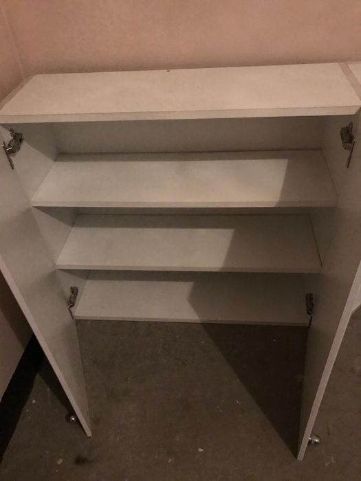 Szafka lazienowa stojaca i wiszaca