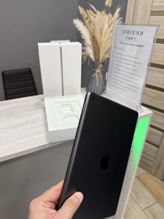 New/Open iPad 9 10.2” 64gb black