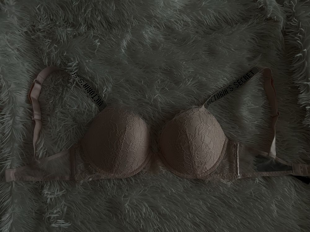 Лиф Victoria’s secret 32D