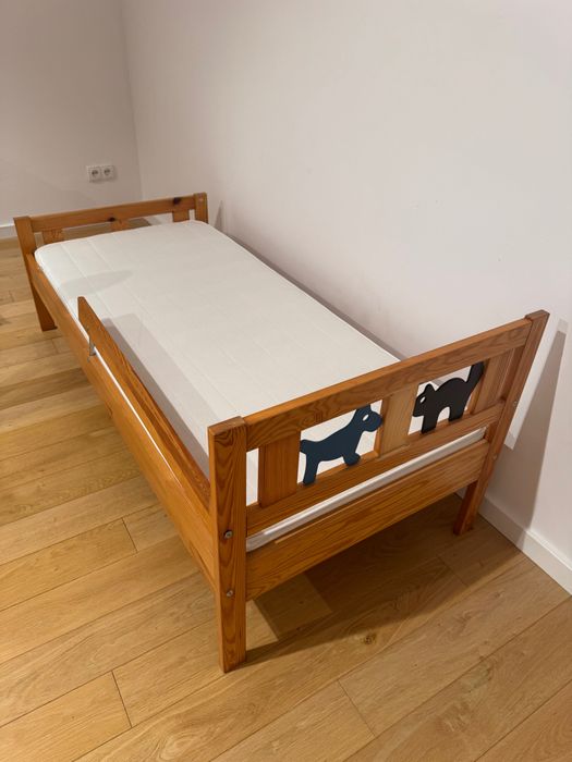 Łóżko z materacem 160x70