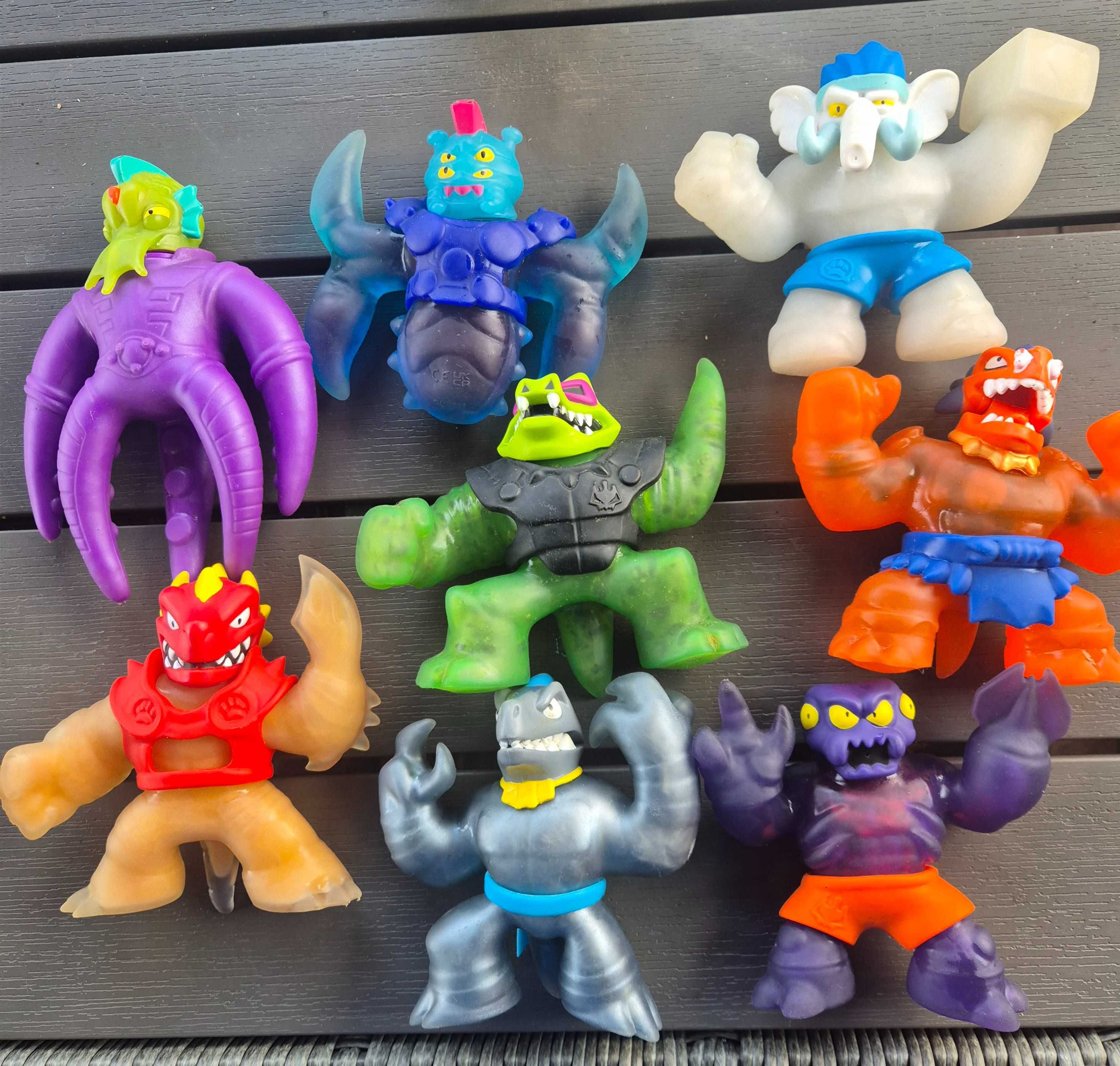 Игрушки Гуджитсу GooJitZu