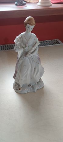 Porcelanowa figurka kobiety duża 24 cm sygnowana