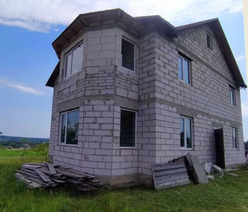 Будинок с. Розкопанці Богуславський р-н Київська обл.