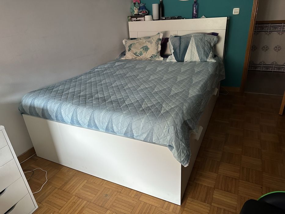 Cama IKEA Brimnes