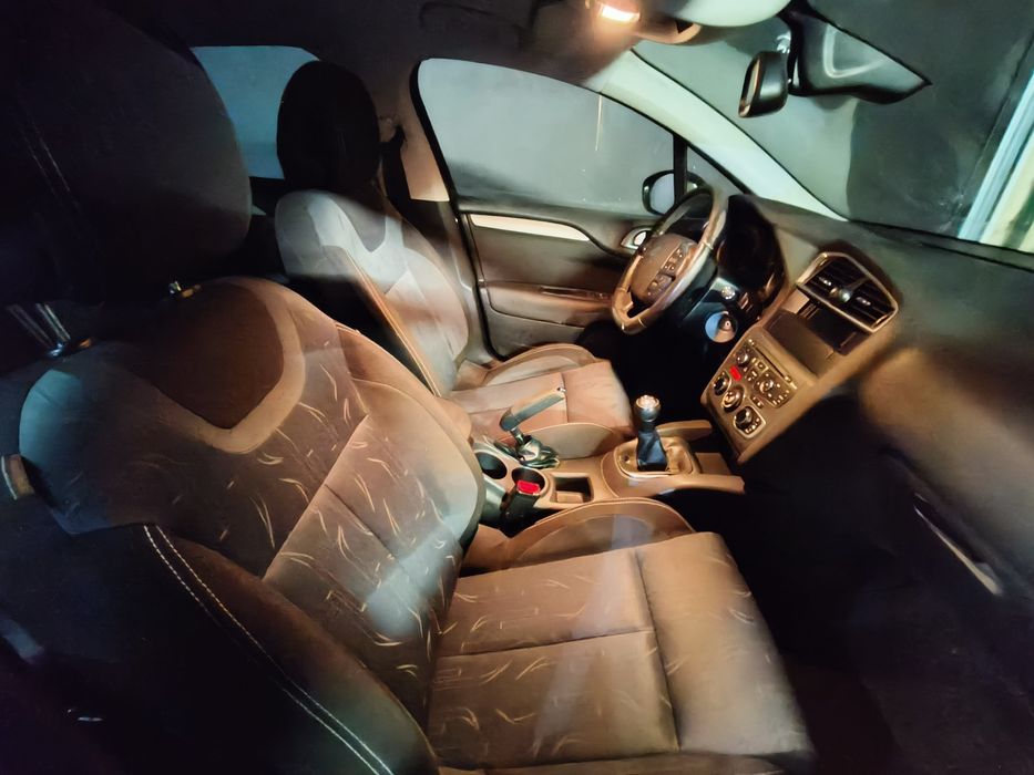 Citroen C4 1.6hdi ano 2010