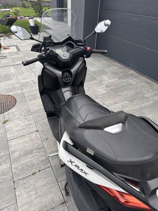 Yamaha xmax 300 salon pl akrapovic