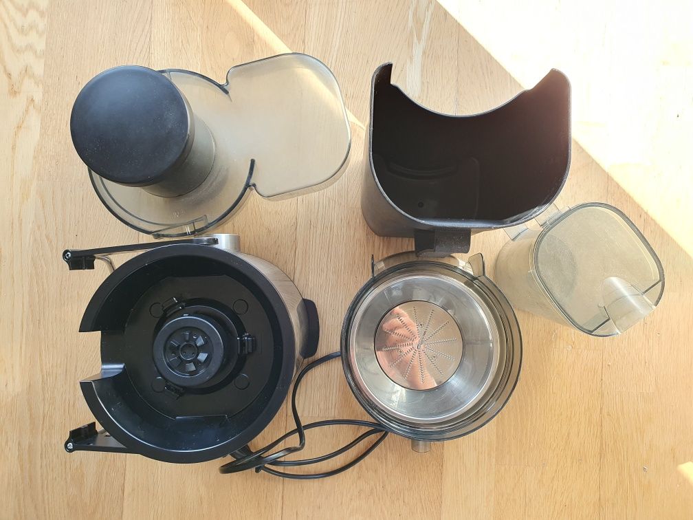 Máquina de fazer sumos Qilive
