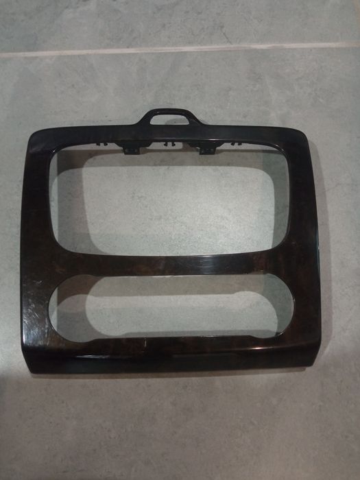 Рамка магнітофону форд фокус 2