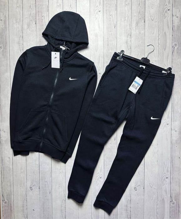 Костюм спортивный nike sportswear