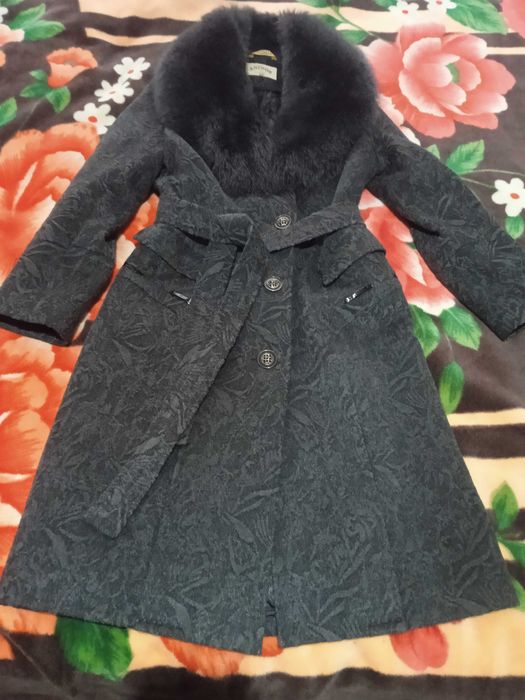 Продам жіноче пальто