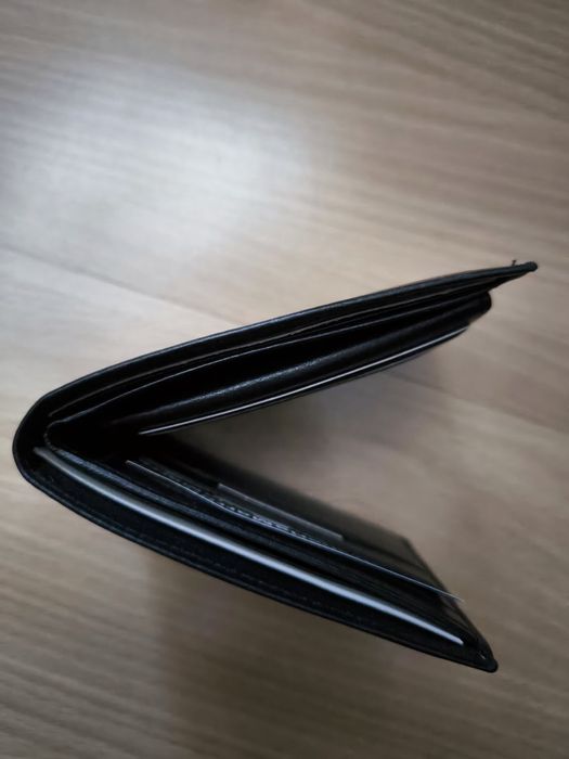 Vendo carteira de homem preta