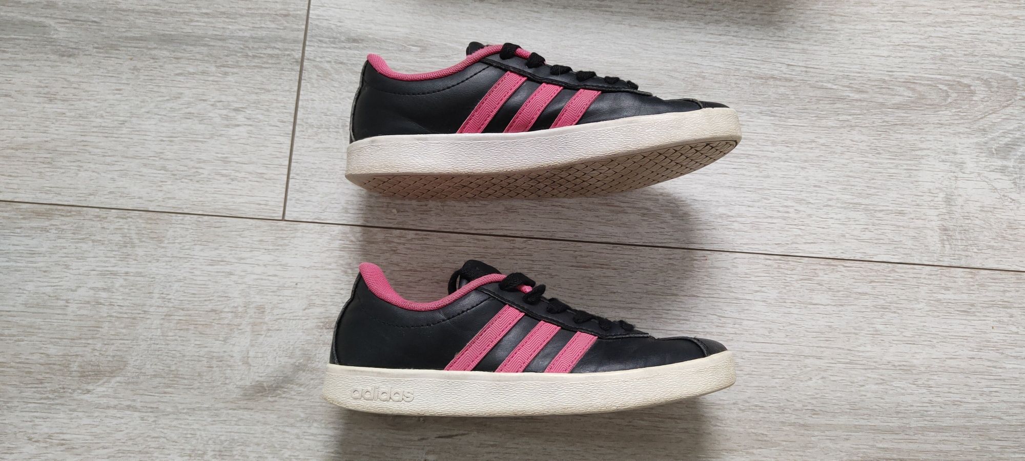 Buty Adidas rozmiar 33.5cm