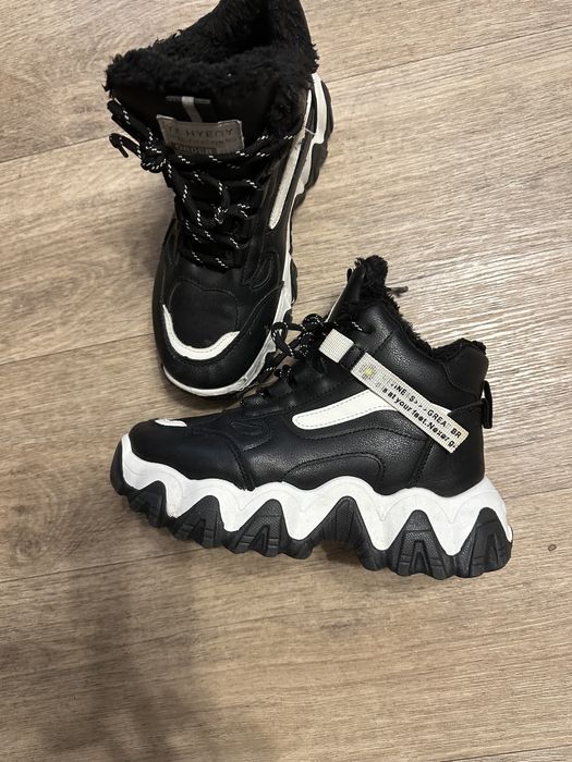 Зимние ботиночки на девочку