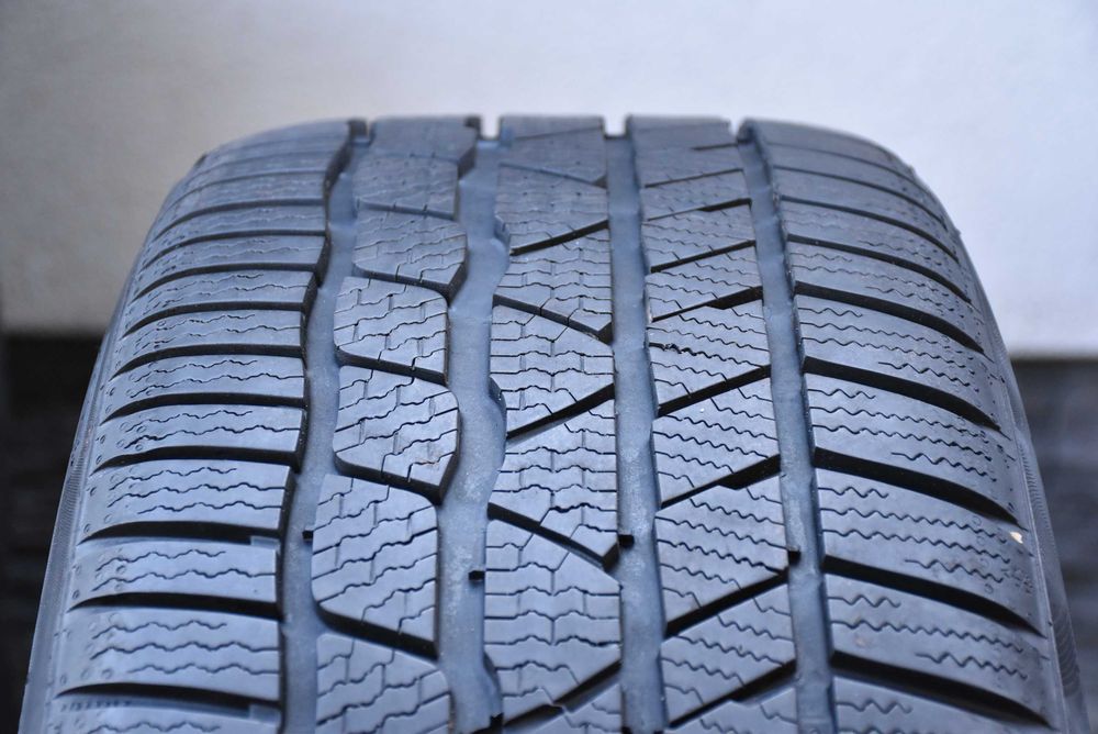 Continental ContiWinterContact TS 830 P XL FR AO 255/35R19 96V dot2023
