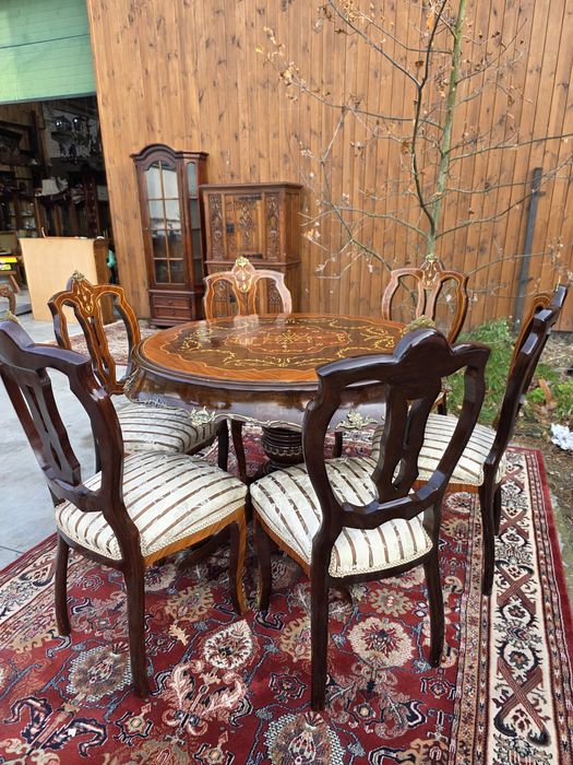 Stół okrągły intarsjowany okuwany mosiądzem + 6 krzeseł #2118 Stylowy