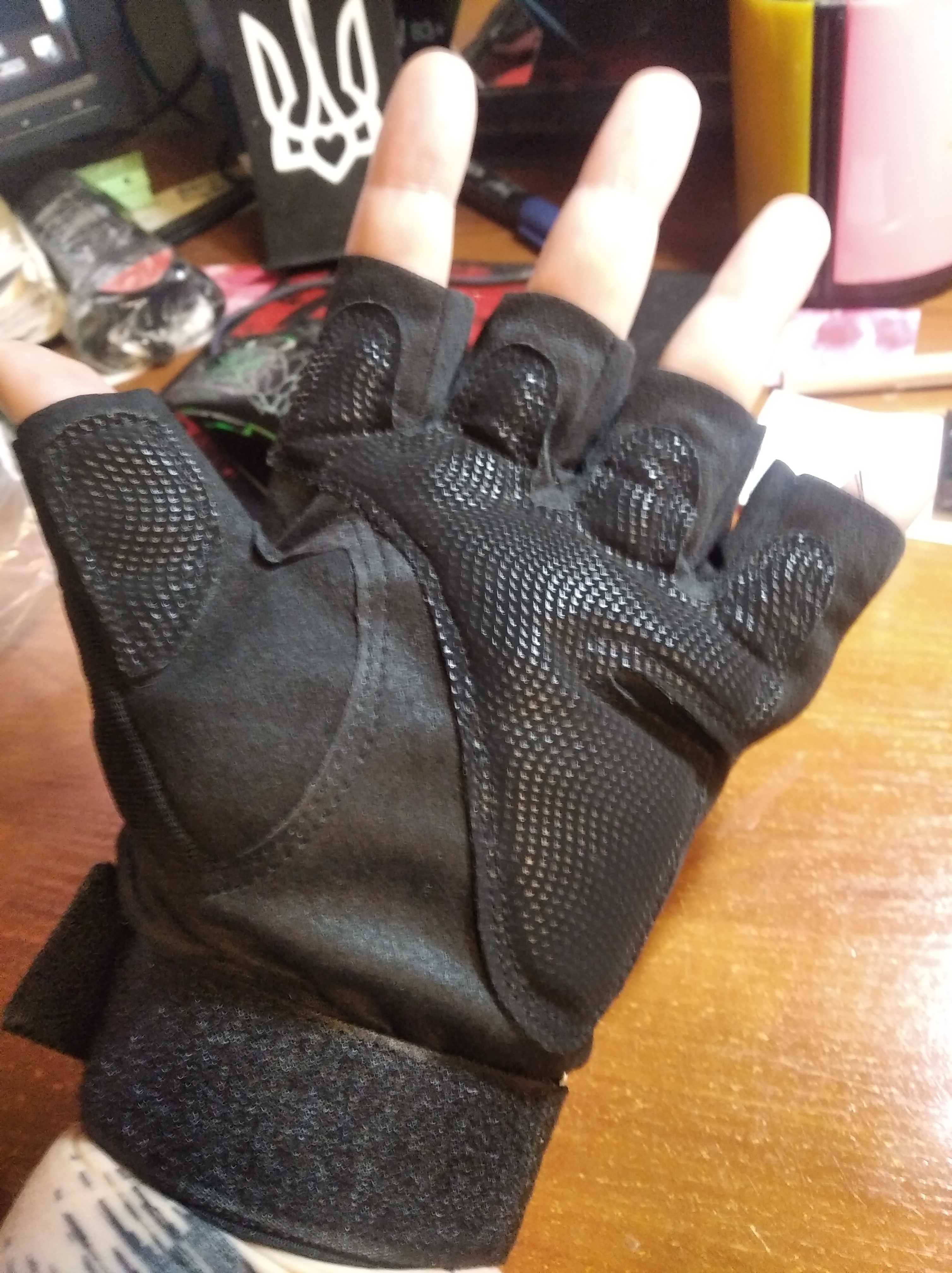 Тактические перчатки  черные/ без пальцев