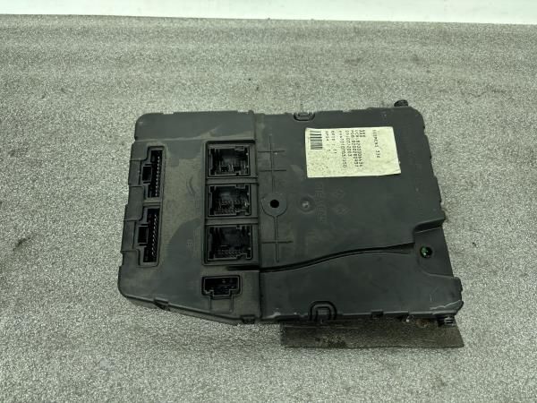 Caixa fusíveis / SAM / BSI RENAULT Megane II (BM0/1_, CM0/1_)