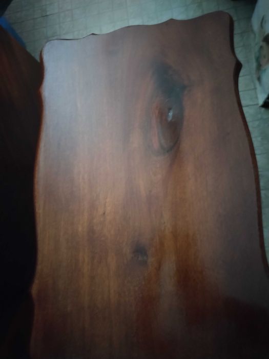 Mesa de apoio em madeira