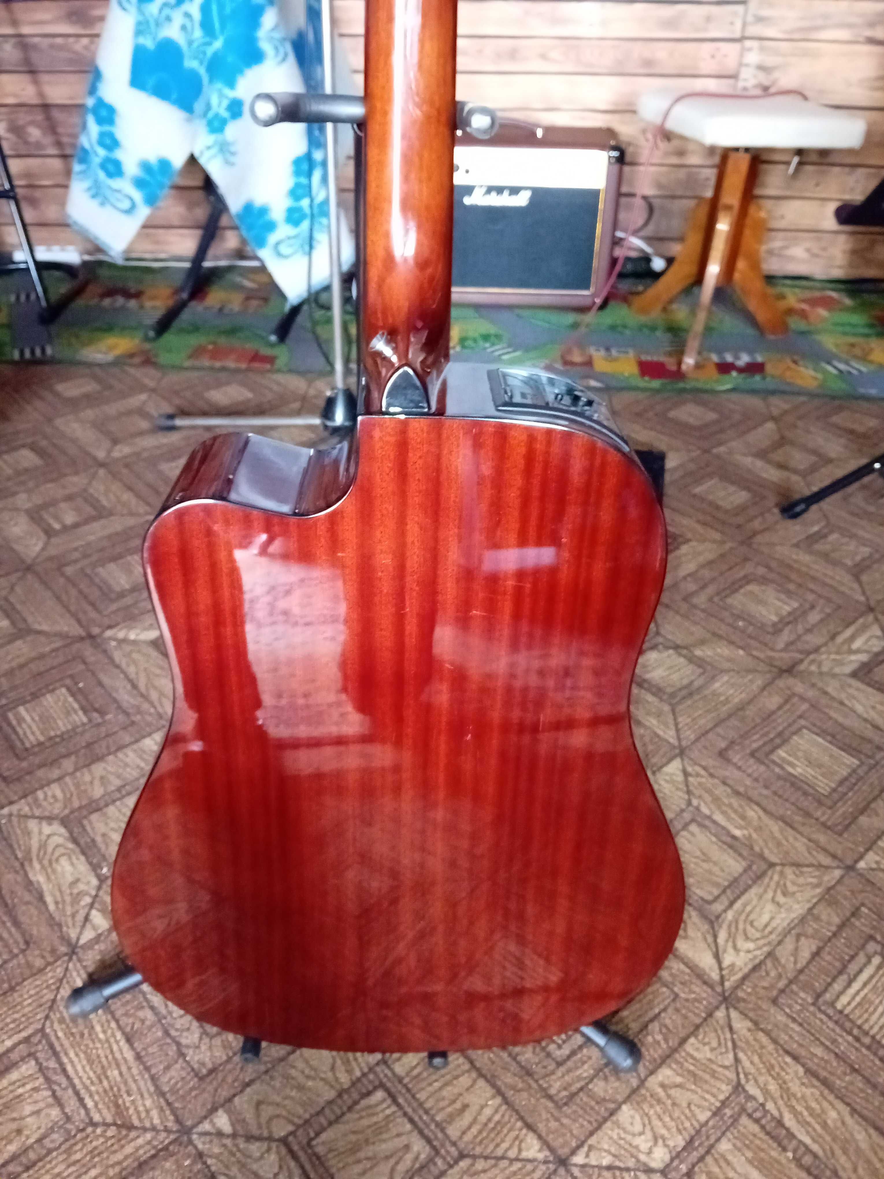 Gitara elektroakustyczna Fender sprzedam lub zamienię na 12 strunową