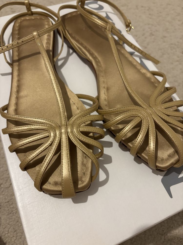 Босоніжки MaxMara