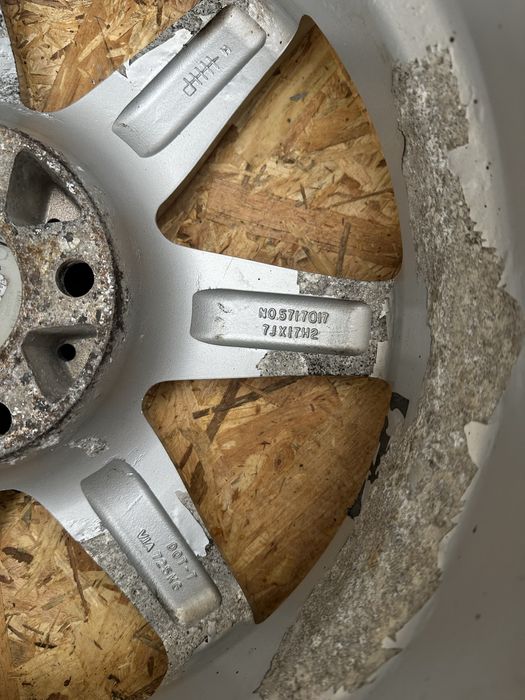 Диски5/114.3 R17 ET48.5 ЦО(діа)67.1 титани диски