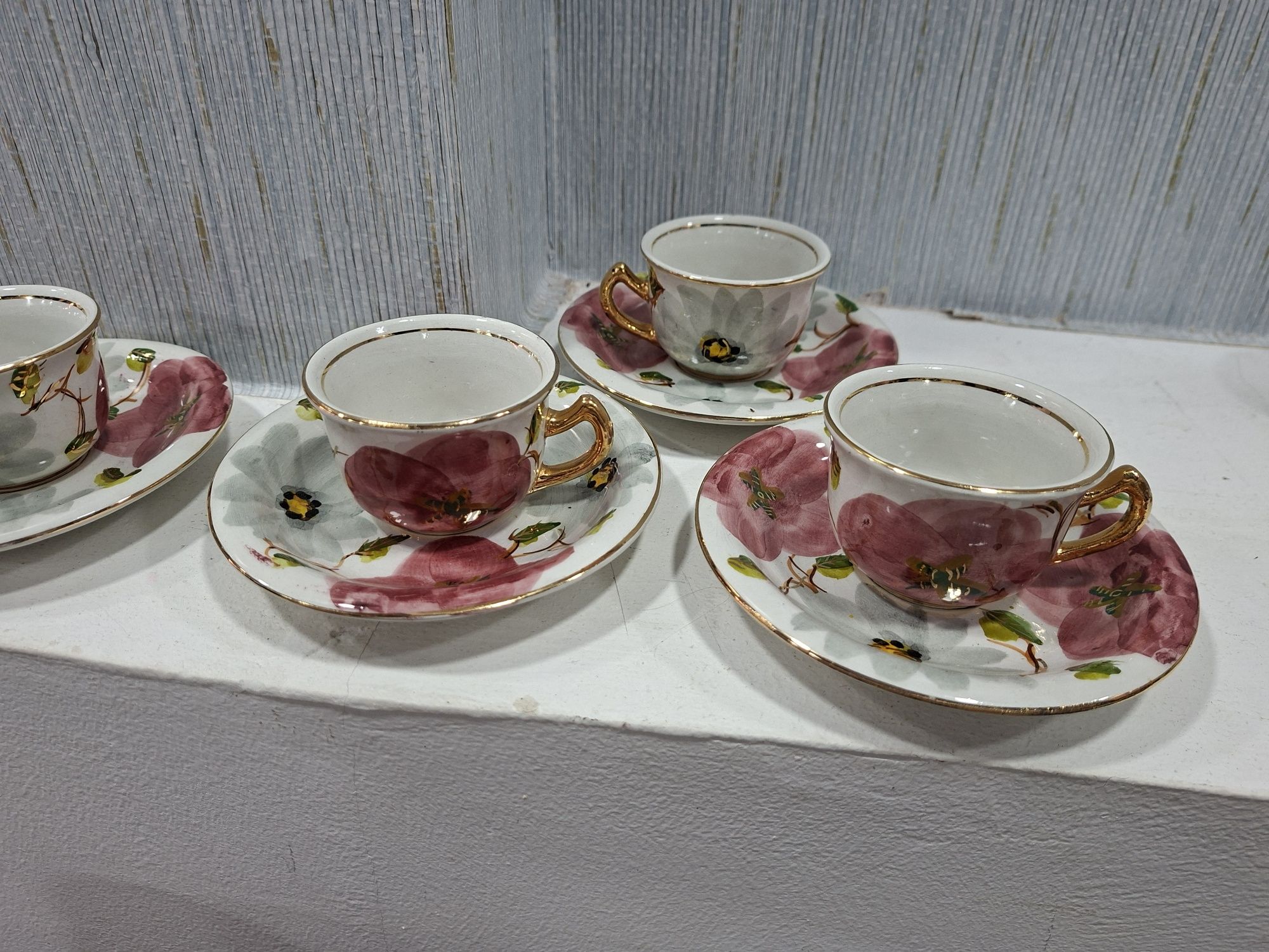 Conjunto de café  composto por 6 chávenas