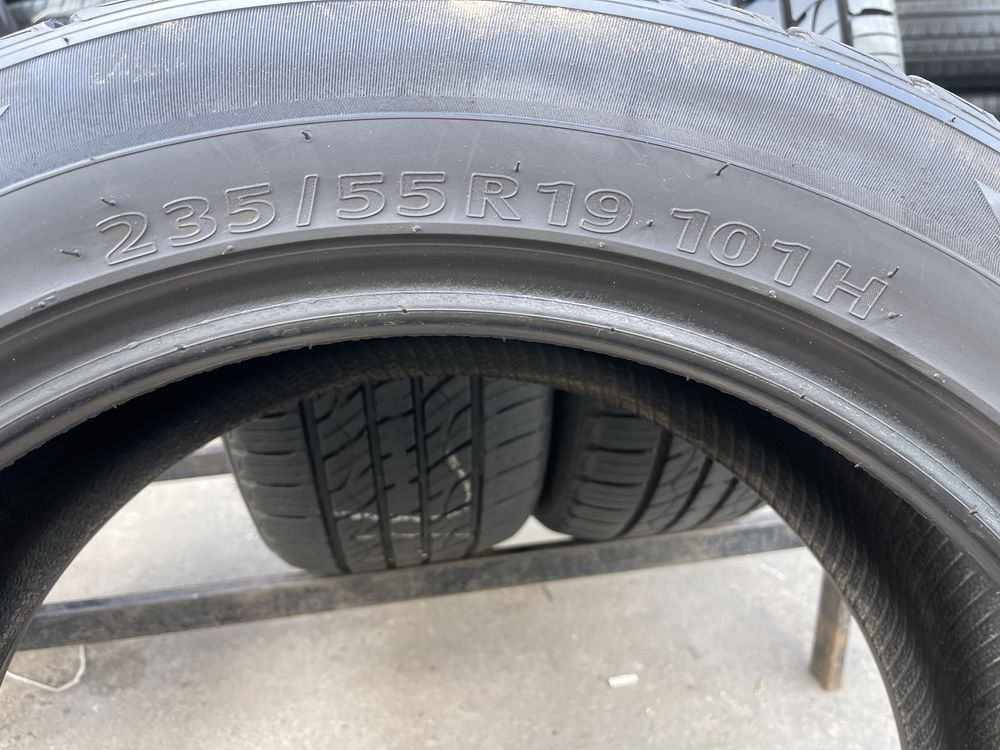 Шины 235/55/19 Kumho Crugen 4шт лето