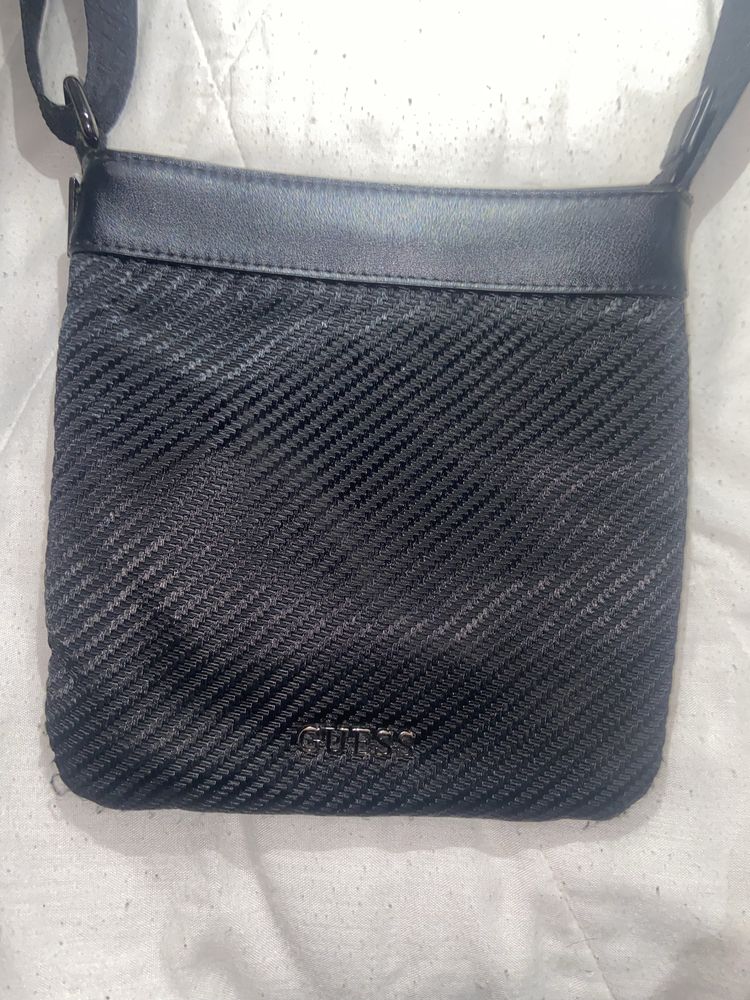 Bolsa guess como nova