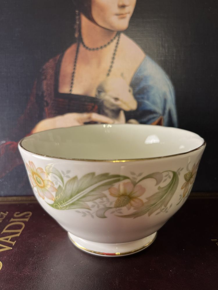 Elegancka Angielska Porcelana Duchess filiżanka mlecznik misa Vintage