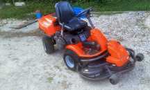 Traktorek kosiarka Husqvarna R 15V2 AWD