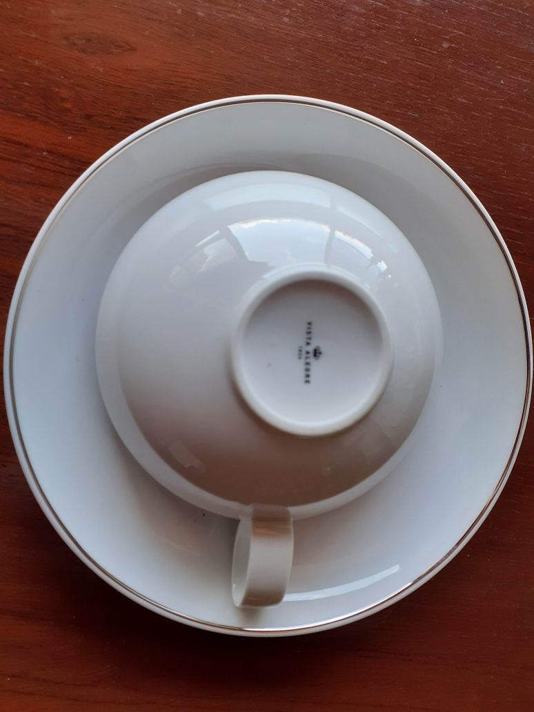 Chávena   de chá,  platinum da Vista Alegre.