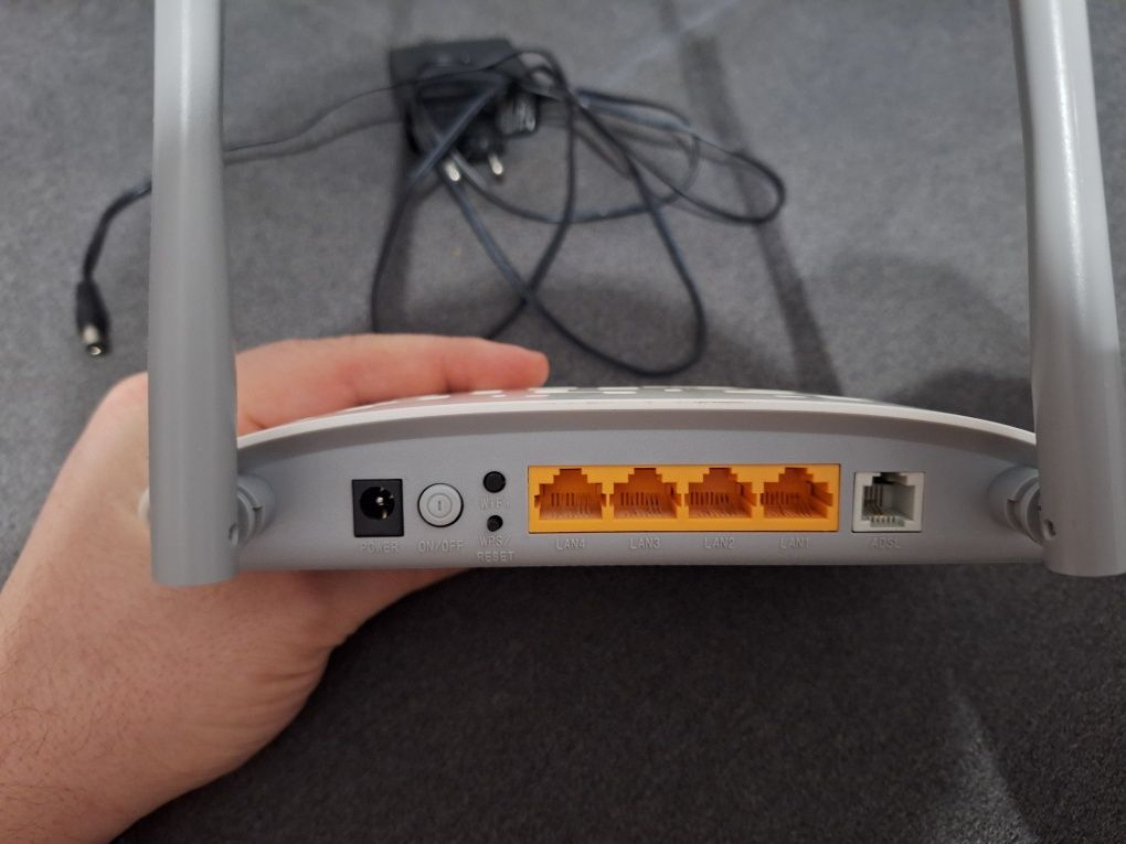 Router TP-LINK TD-W8961N