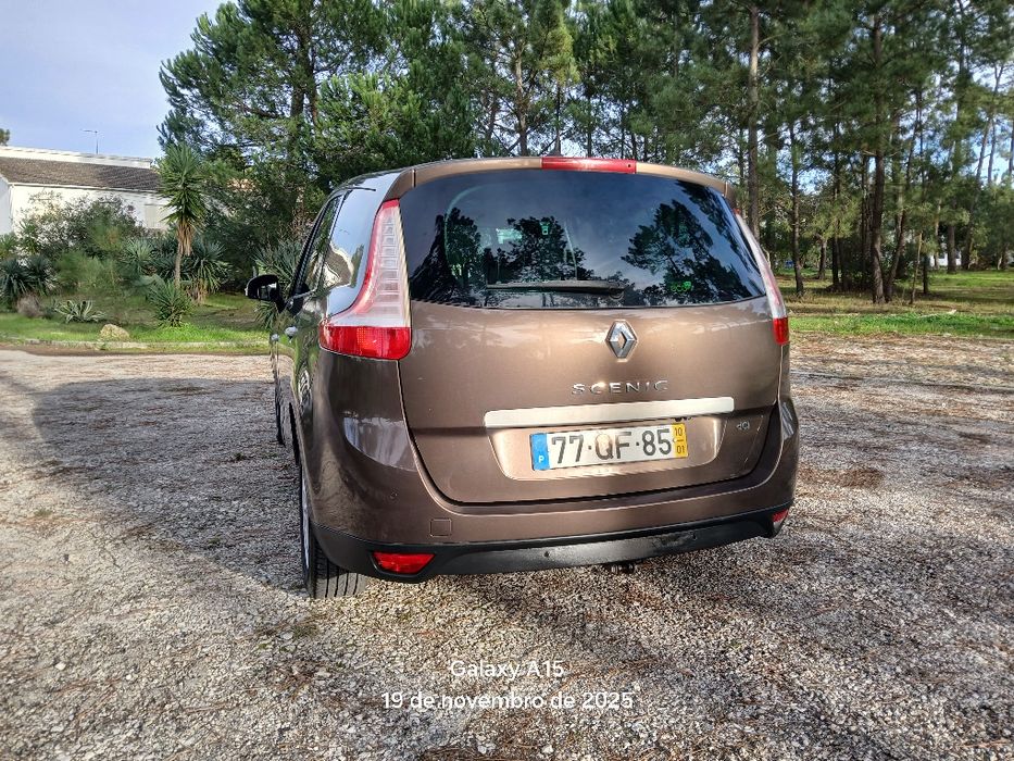 2010 RENAULT GRAND SCENIC 1.5 DCI EXTREME 110CV 7 LUGARES