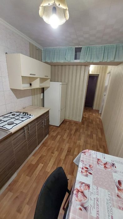 Продам гарненьку гостиночку .