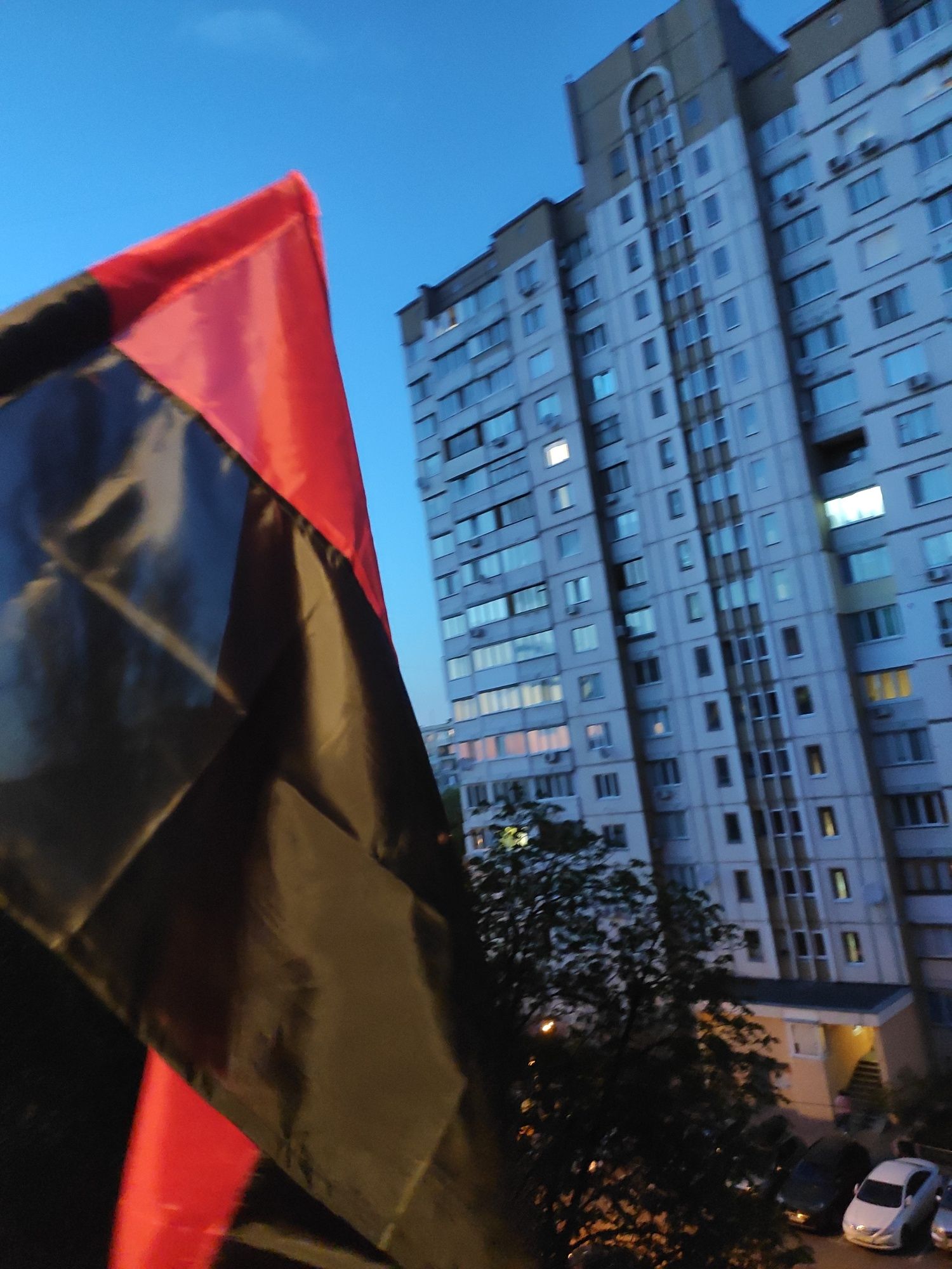 Флаг ОУН-УПА размер 90*140 Прапор УПА Киев есть самовывоз. Новые