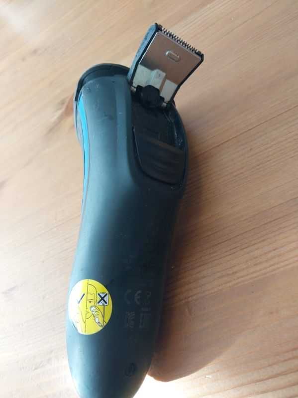 Golarka Philips Series 1000