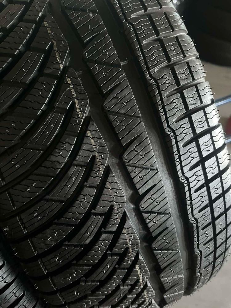 265/35/18+235/40/18 R18 Michelin Pilot Alpin PA4 4шт нові зима
