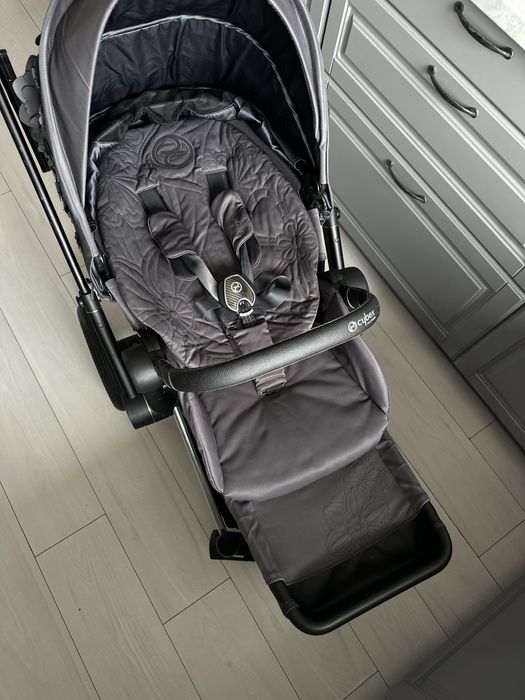 Wózek spacerowy Cybex Priam 2.0 Simply Flowers spacerówka kwiaty lux