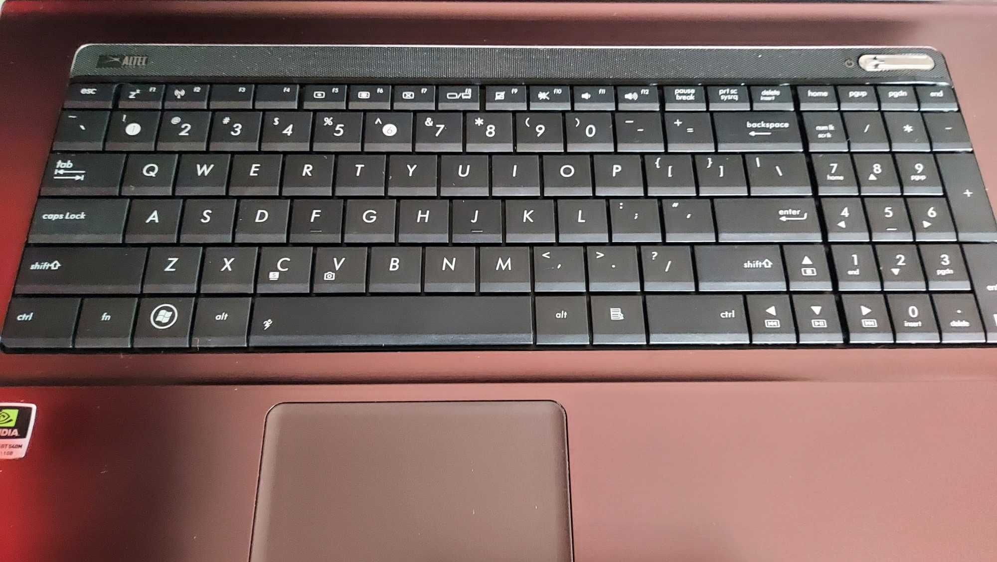 Multimedialny ASUS 17,3 cale Intel-i7 16GB SSD128GB+320GB Win11 Office