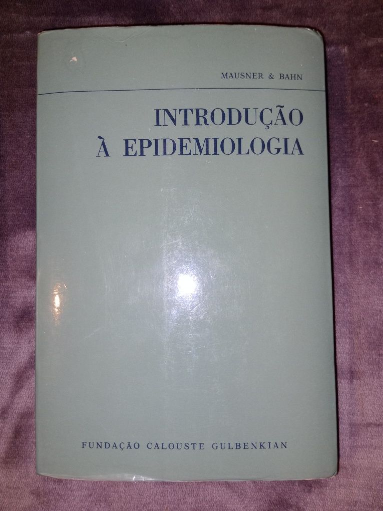Livro " Introdução á Epidemiologia - revisão de Auto - Avaliação "